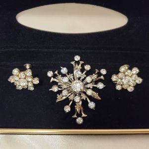 Vintage Jewelry Set, Vintage Earrings Clear Rhinestones, Vtg Brooch Rhinestones